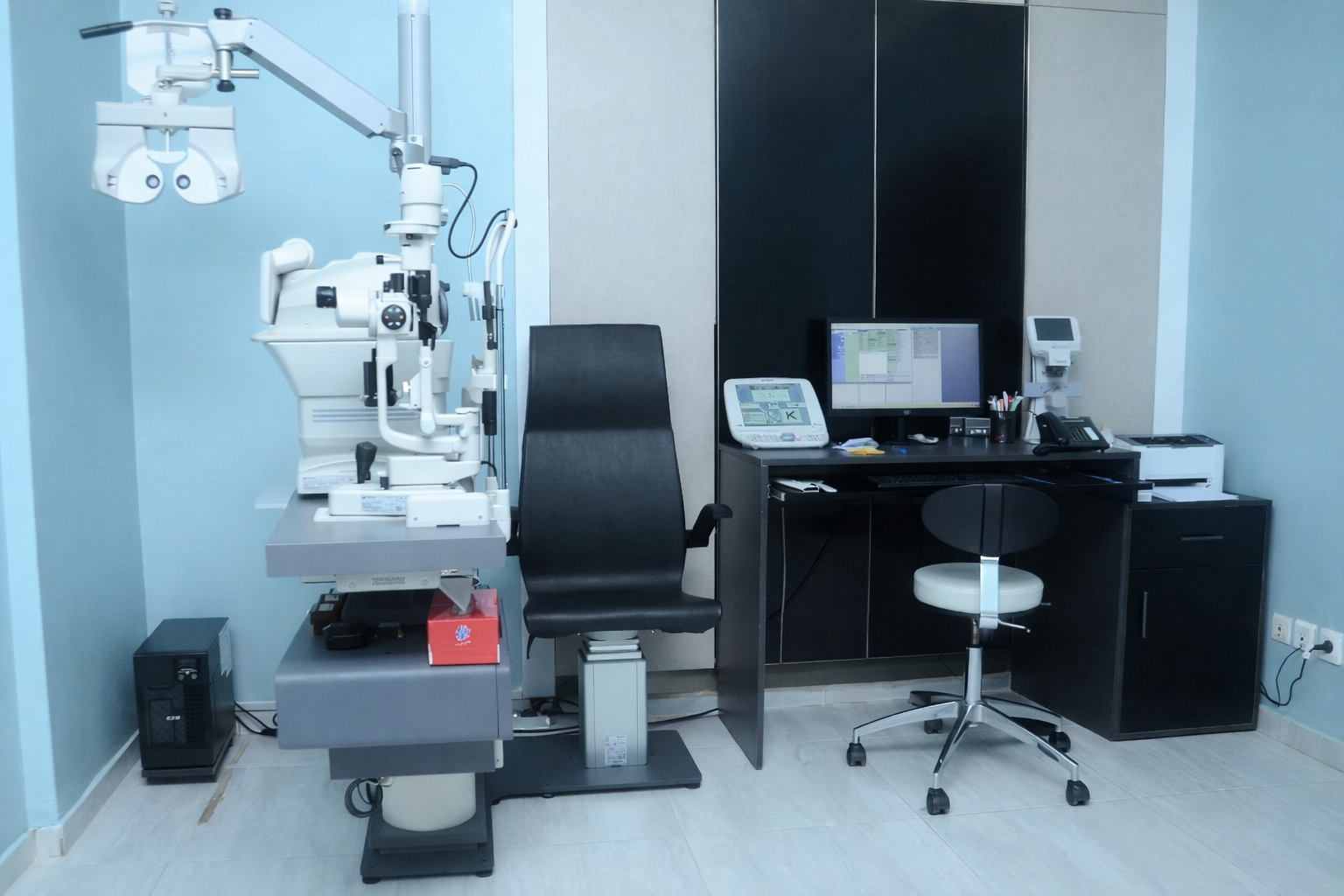 Salle d’examen et équipements